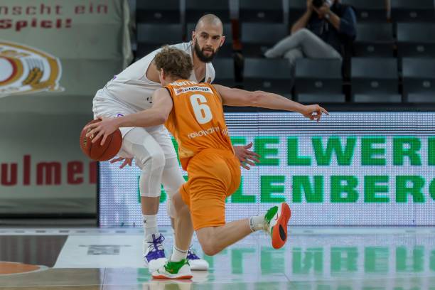 灵活的防守 灵活的防守